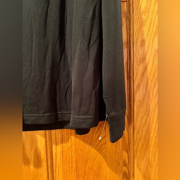 Women’s - Nike - Dri-Fit - Quarter Zip - Picture 2 of 11